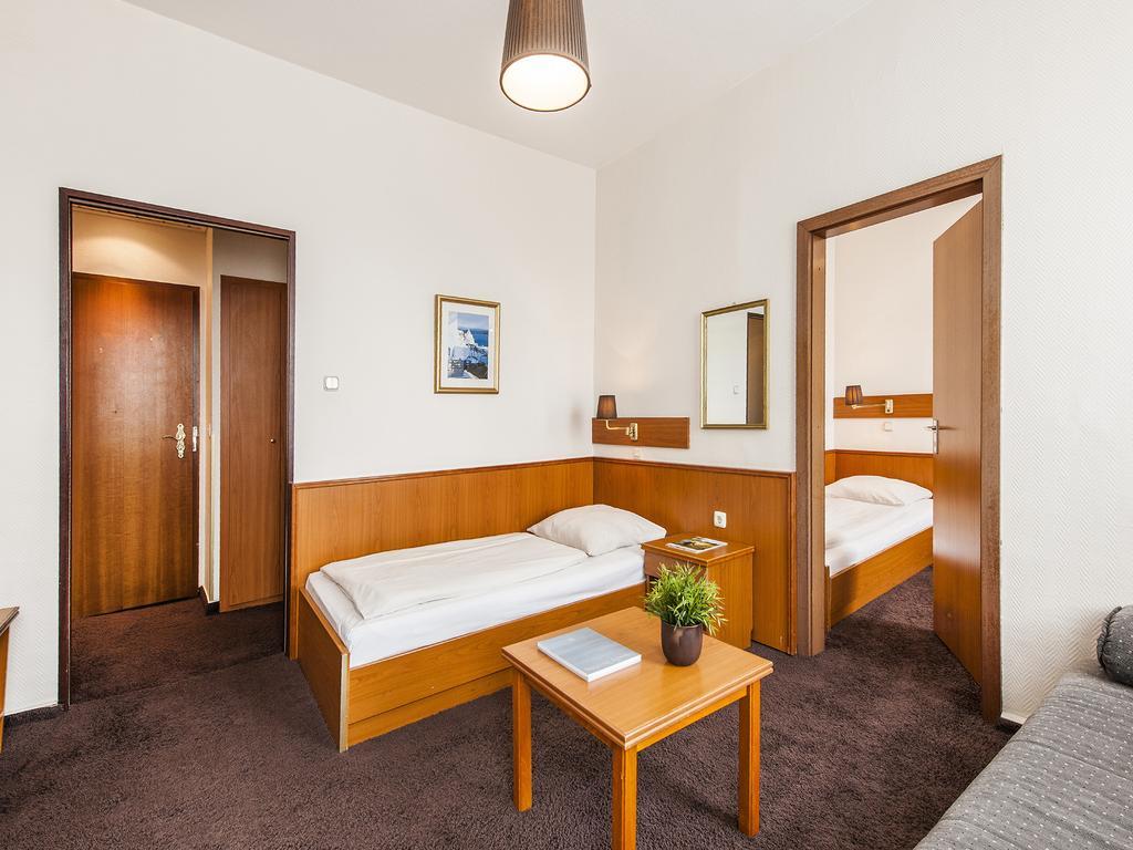 Hotel Jensen Lübeck Dış mekan fotoğraf